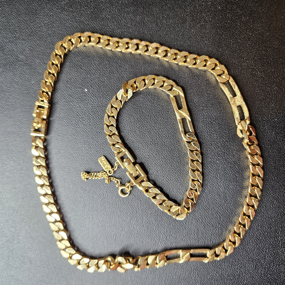 Gold Chain Necklace and Bracelet Set